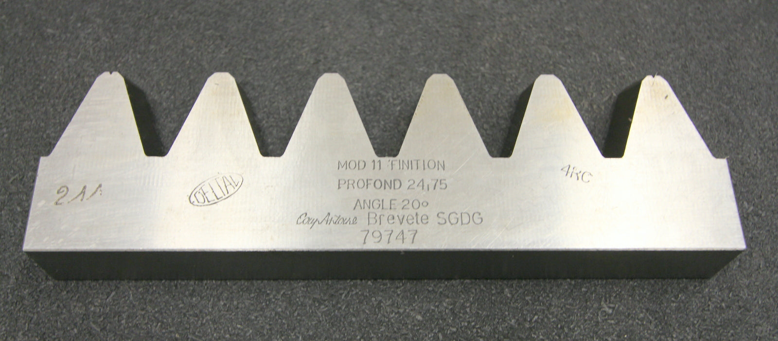 Bild des Artikels DELTAL-Hobelkamm-rack-cutter-für-MAAG-Wälzhobelmaschinen-Modul-7-130x25mm