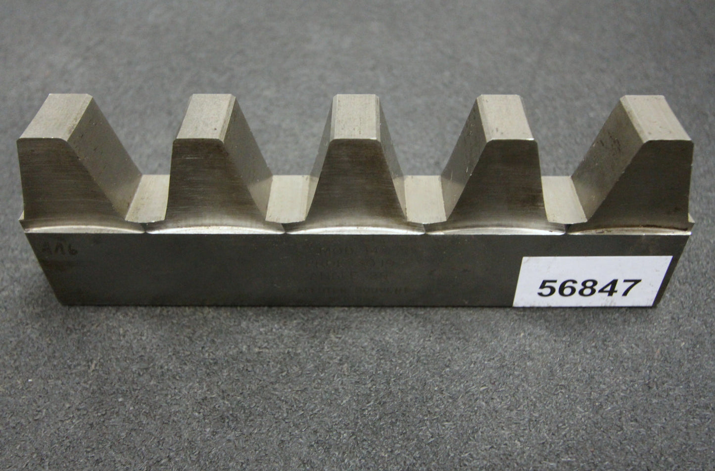 Bild des Artikels ROLLET-PARIS-Hobelkamm-rack-cutter-für-MAAG-Wälzhobelmaschinen-m=-14-EGW-29°