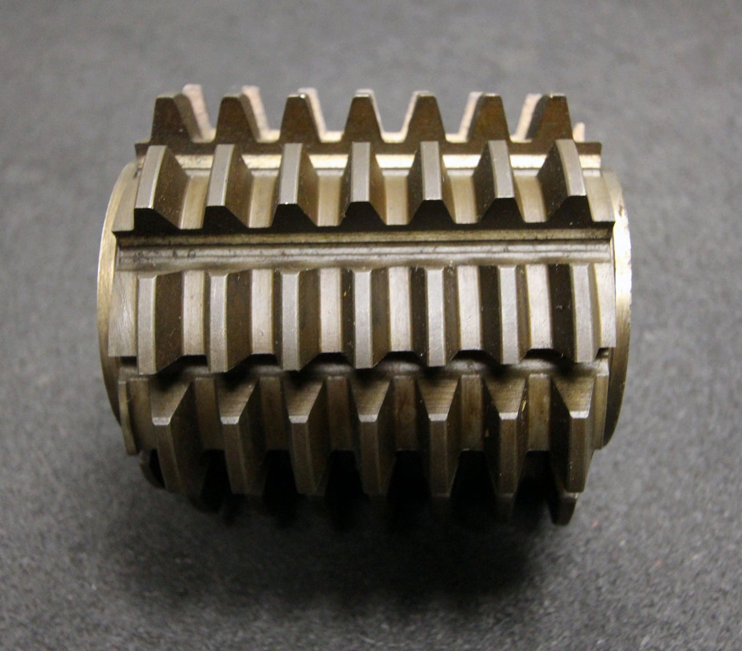 Bild des Artikels KLINGELNBERG-Zahnwellen-Wälzfräser-m=-4mm-30°-EGW-Ø92-x-100-x-Ø32mm-mit-LKN
