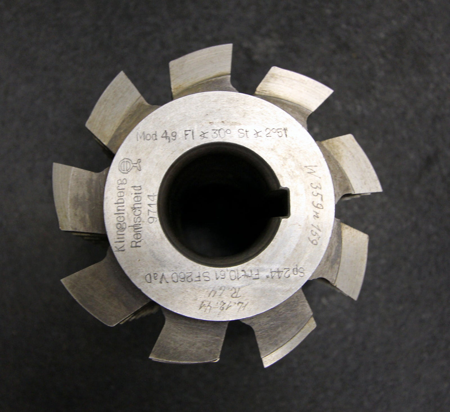 Bild des Artikels KLINGELNBERG-Zahnwellen-Wälzfräser-m=-4,9mm-30°-EGW-Ø104-x-110-x-Ø32mm-mit-LKN