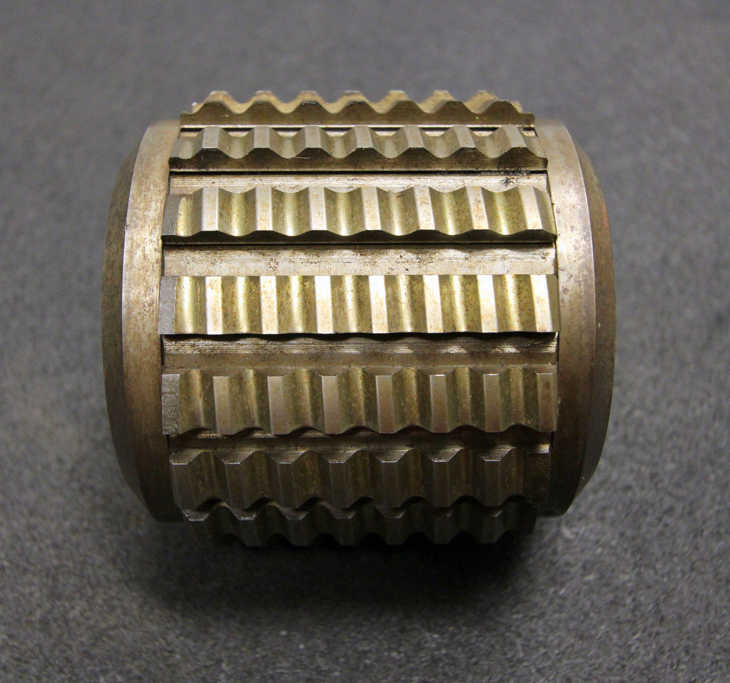 Bild des Artikels SAAZOR-Stollenwälzfräser-involute-spine-hob-m-=-2,98mm-45°-EGW-Ø97x93xØ32mm