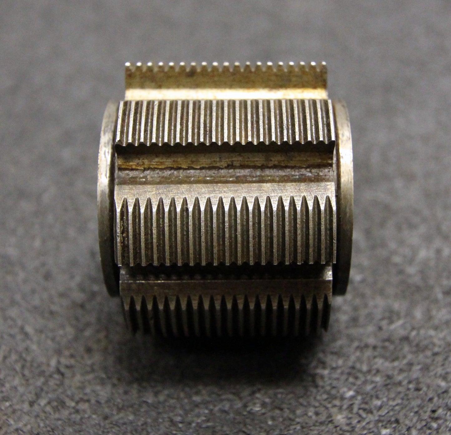 Bild des Artikels Vollstahlwälzfräser-gear-hob-m-=-0,5mm-20°-EGW-Abmessungen-Ø42x45xØ16mm-mit-LKN