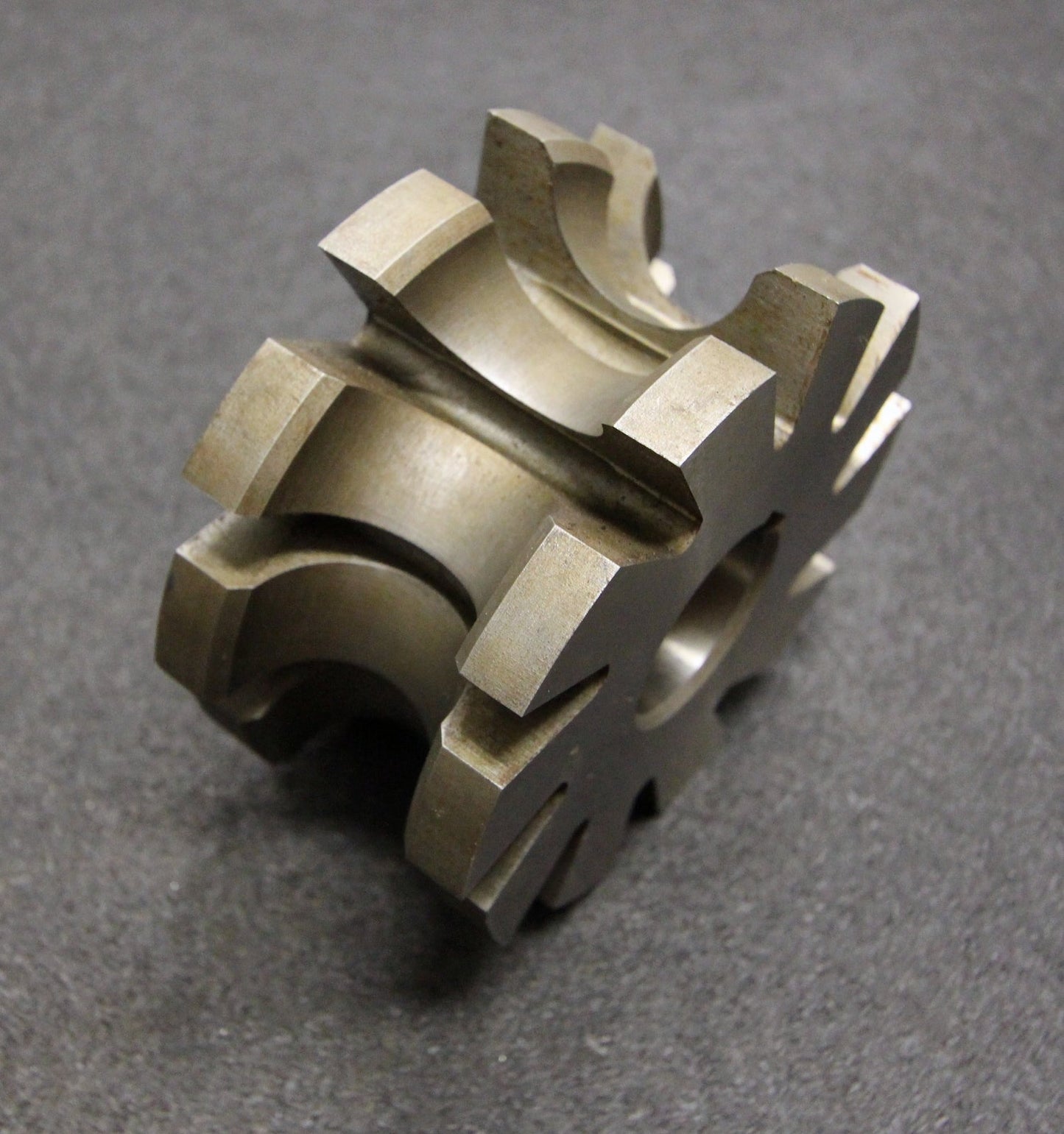 Bild des Artikels PWS-Halbrund-Formfräser-konkav-Radiusfräser-Radius-16mm---112x56x32mm-LKN