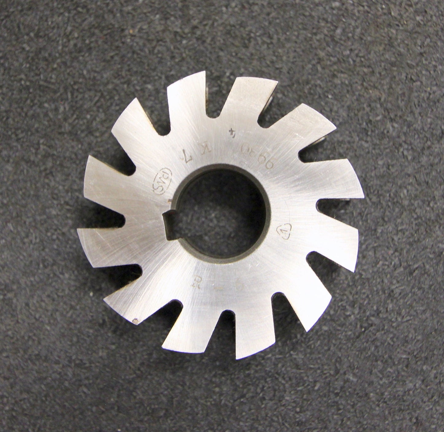 Bild des Artikels PWS-Halbrund-Formfräser-konkav-Radiusfräser-Radius-6mm---70x24x22mm-12-Spannuten