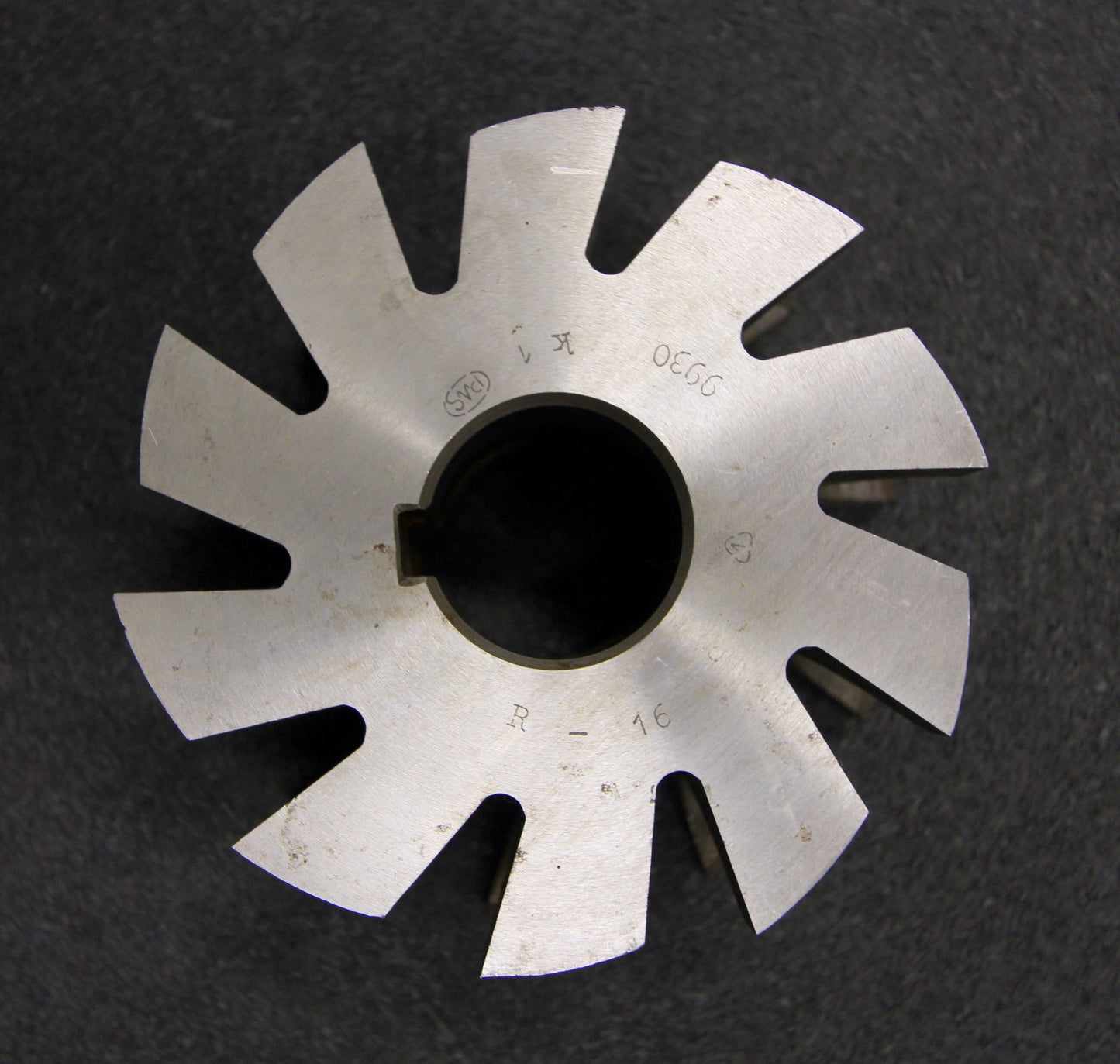 Bild des Artikels PWS-Halbrund-Formfräser-konkav-Radiusfräser-Radius-16mm---110x57x32mm-LKN