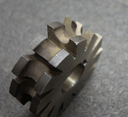 Bild des Artikels Halbrund-Formfräser-konkav-Radiusfräser-Radius-5,5mm---65x22x22mm-12-Spannuten