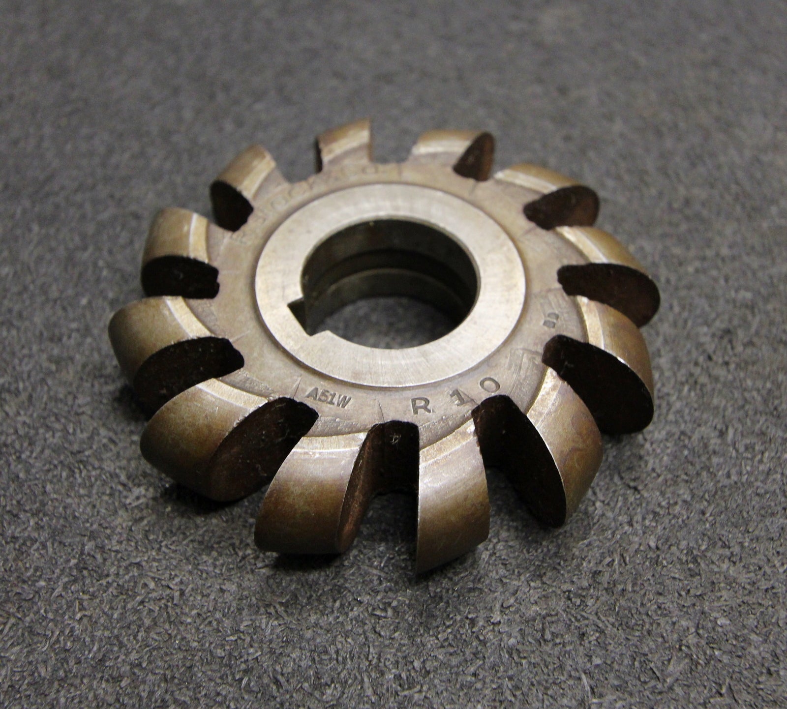 Bild des Artikels R.-STOCK-&-CO-Halbrund-Formfräser-konvex-Radiusfräser-Radius-10mm---87x20x27mm