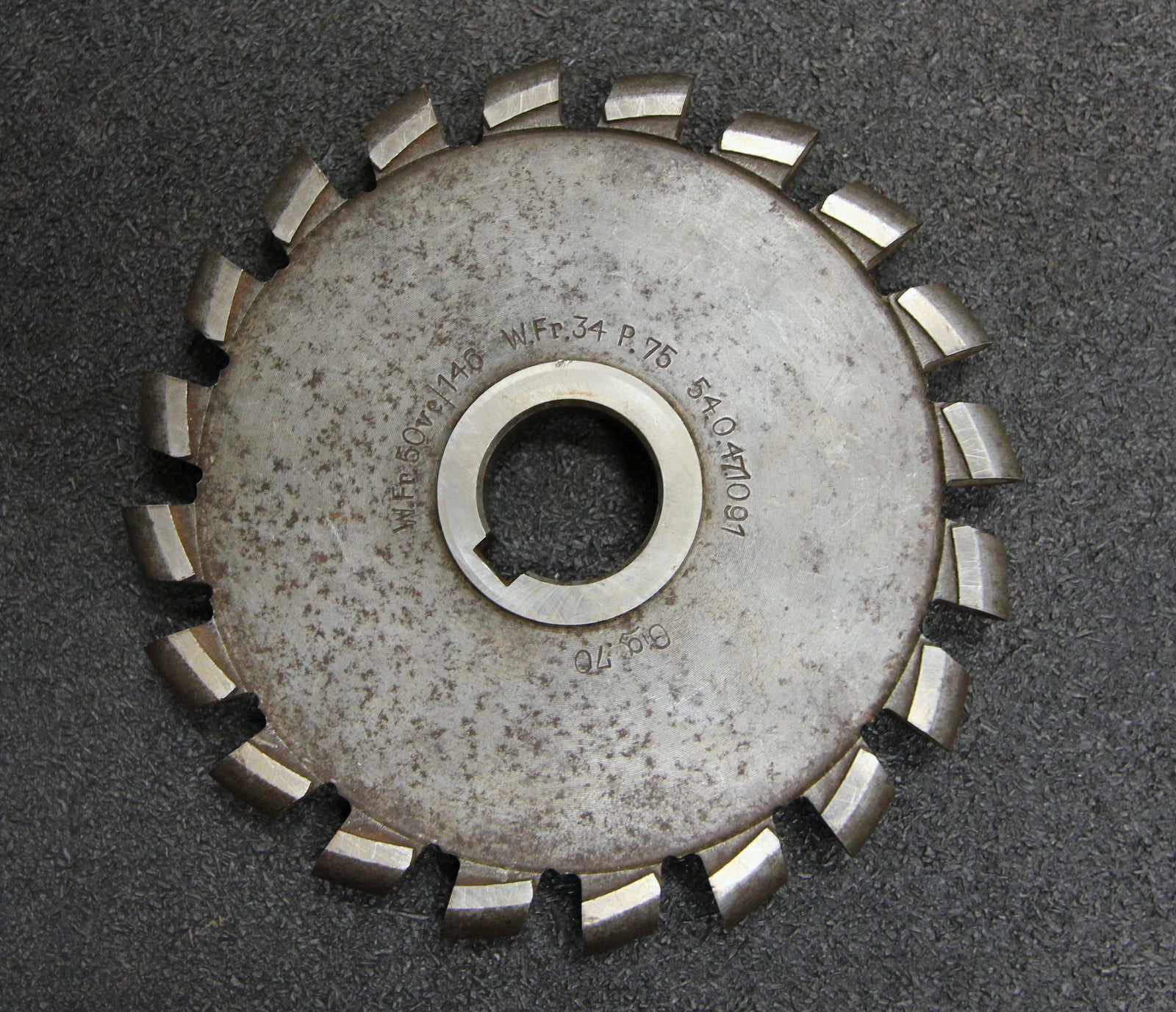 Bild des Artikels Halbrund-Formfräser-konvex-Radiusfräser-Radius-7mm-140x14x27mm-Spannuten:-20