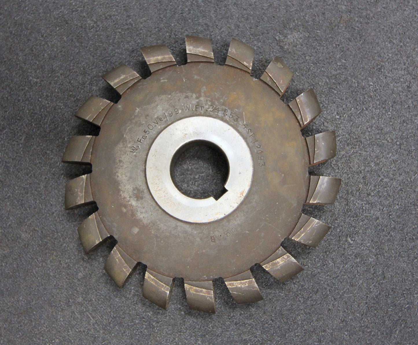 Bild des Artikels Halbrund-Formfräser-konvex-Radiusfräser-Radius-12mm-165x24x32mm-Spannuten:-18