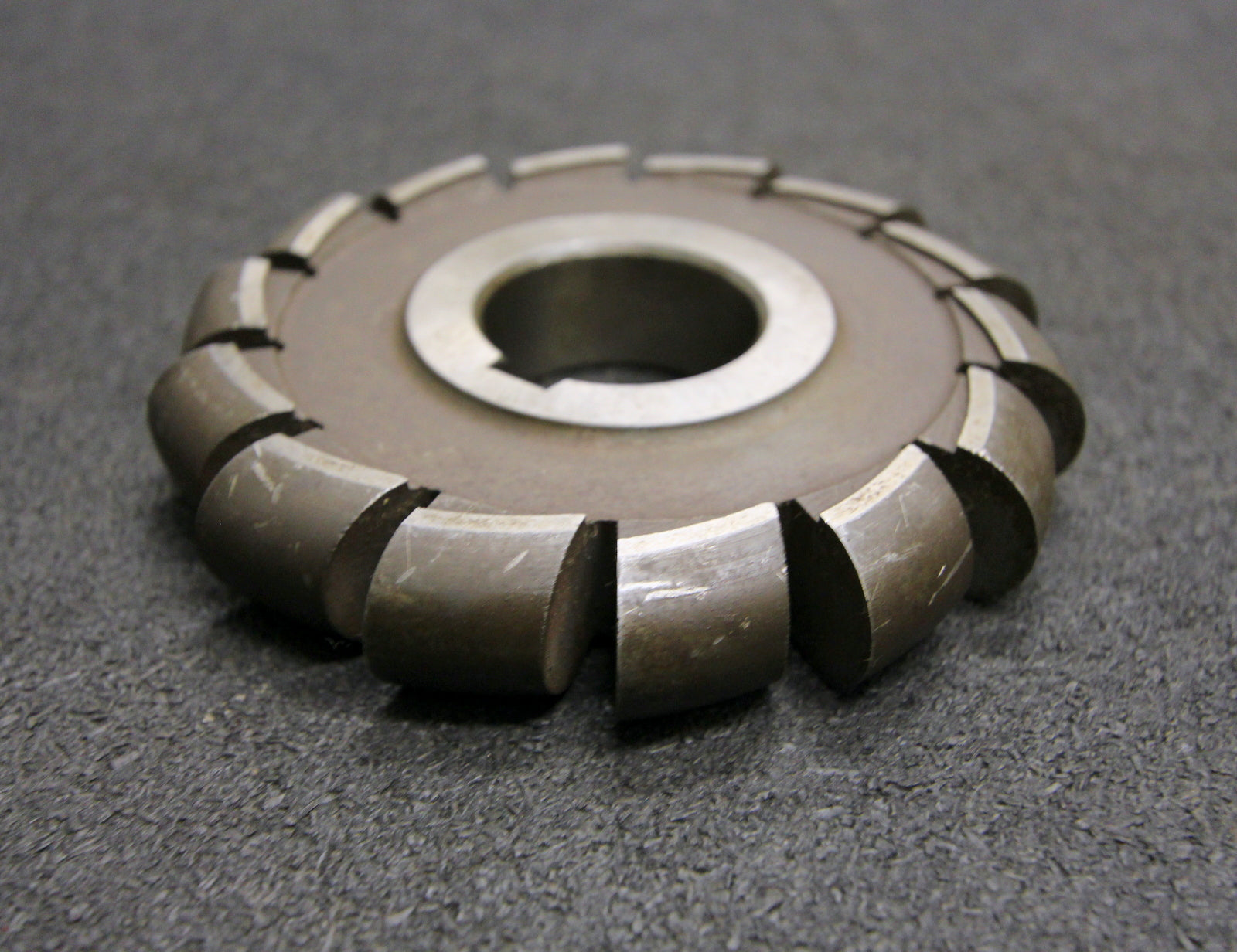 Bild des Artikels Halbrund-Formfräser-konvex-Radiusfräser-Radius-9mm-106x18x32mm-Spannuten:-14