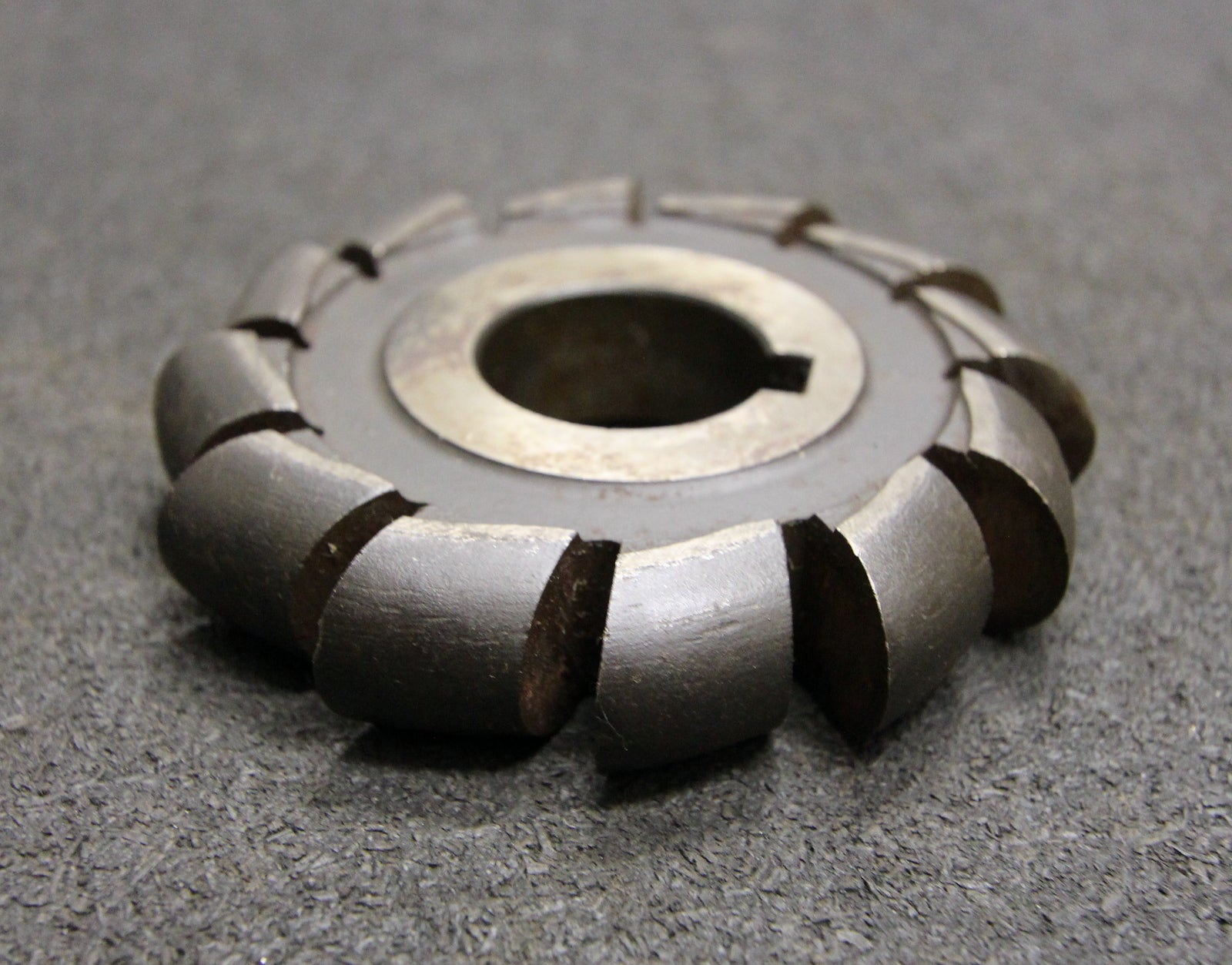 Bild des Artikels Halbrund-Formfräser-konvex-Radiusfräser-Radius-9mm-90x18x27mm-Spannuten:-12