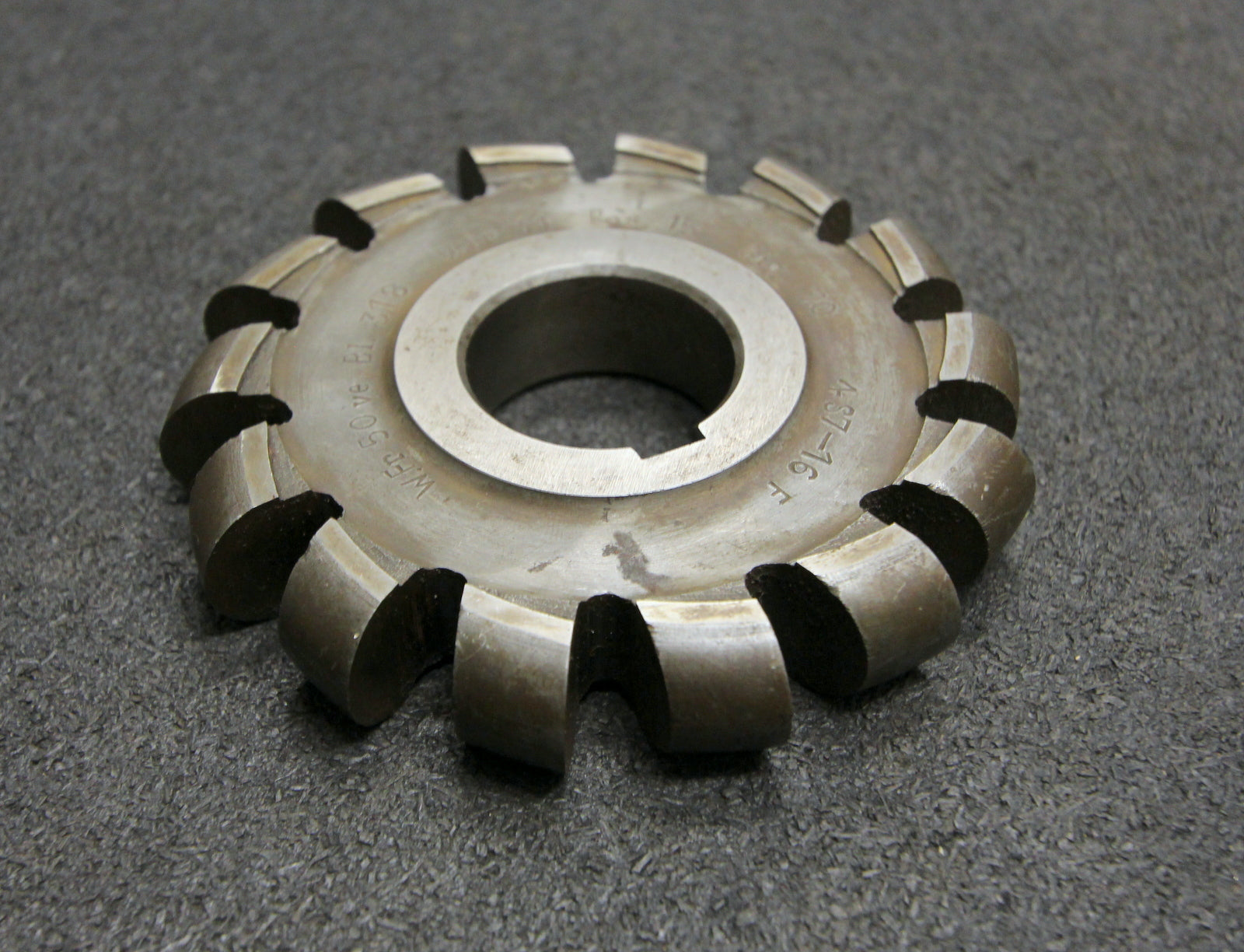 Bild des Artikels Halbrund-Formfräser-konvex-Radiusfräser-Radius-9mm-105x18x32mm-Spannuten:-14