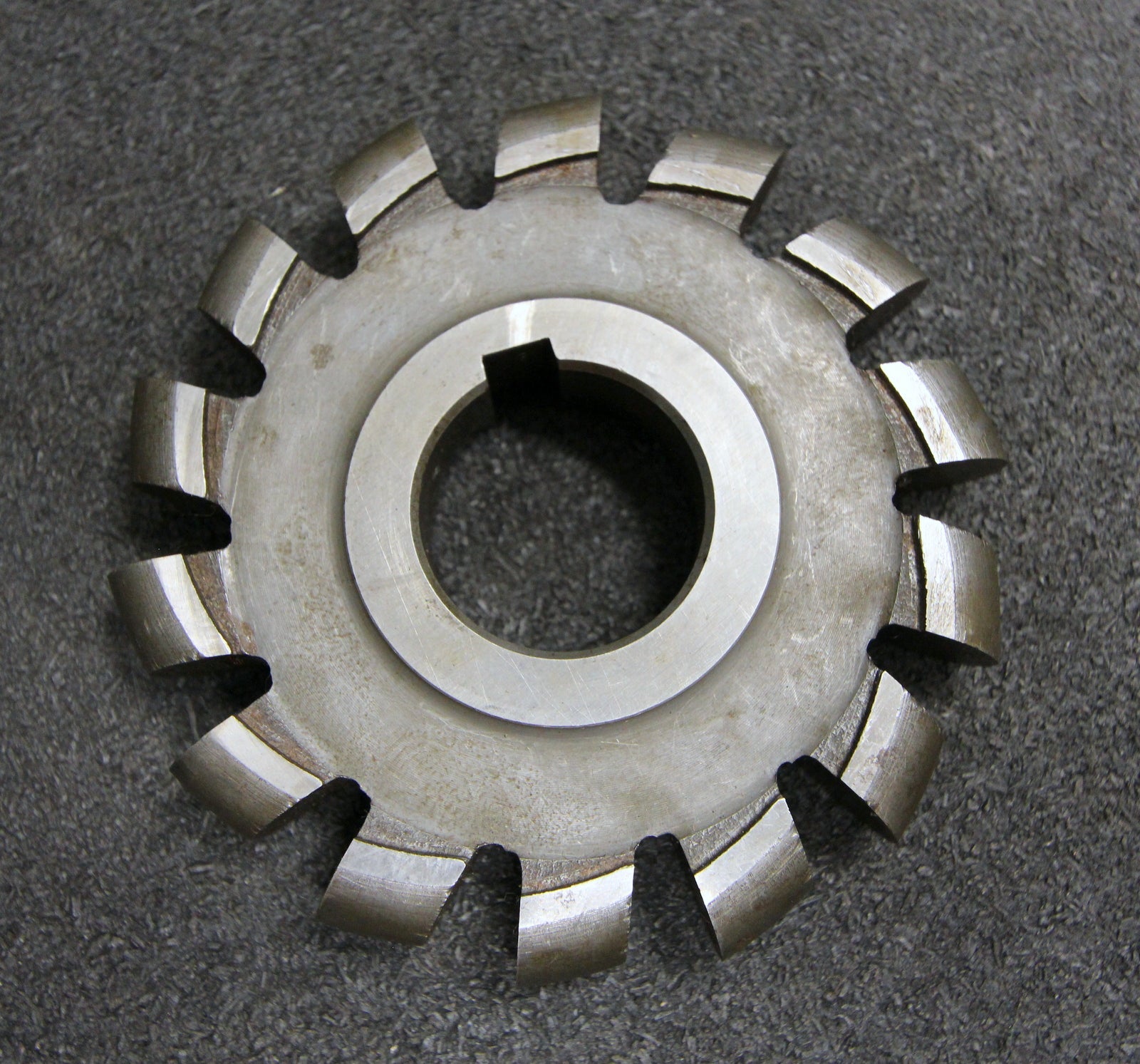 Bild des Artikels Halbrund-Formfräser-konvex-Radiusfräser-Radius-9mm-105x18x32mm-Spannuten:-14