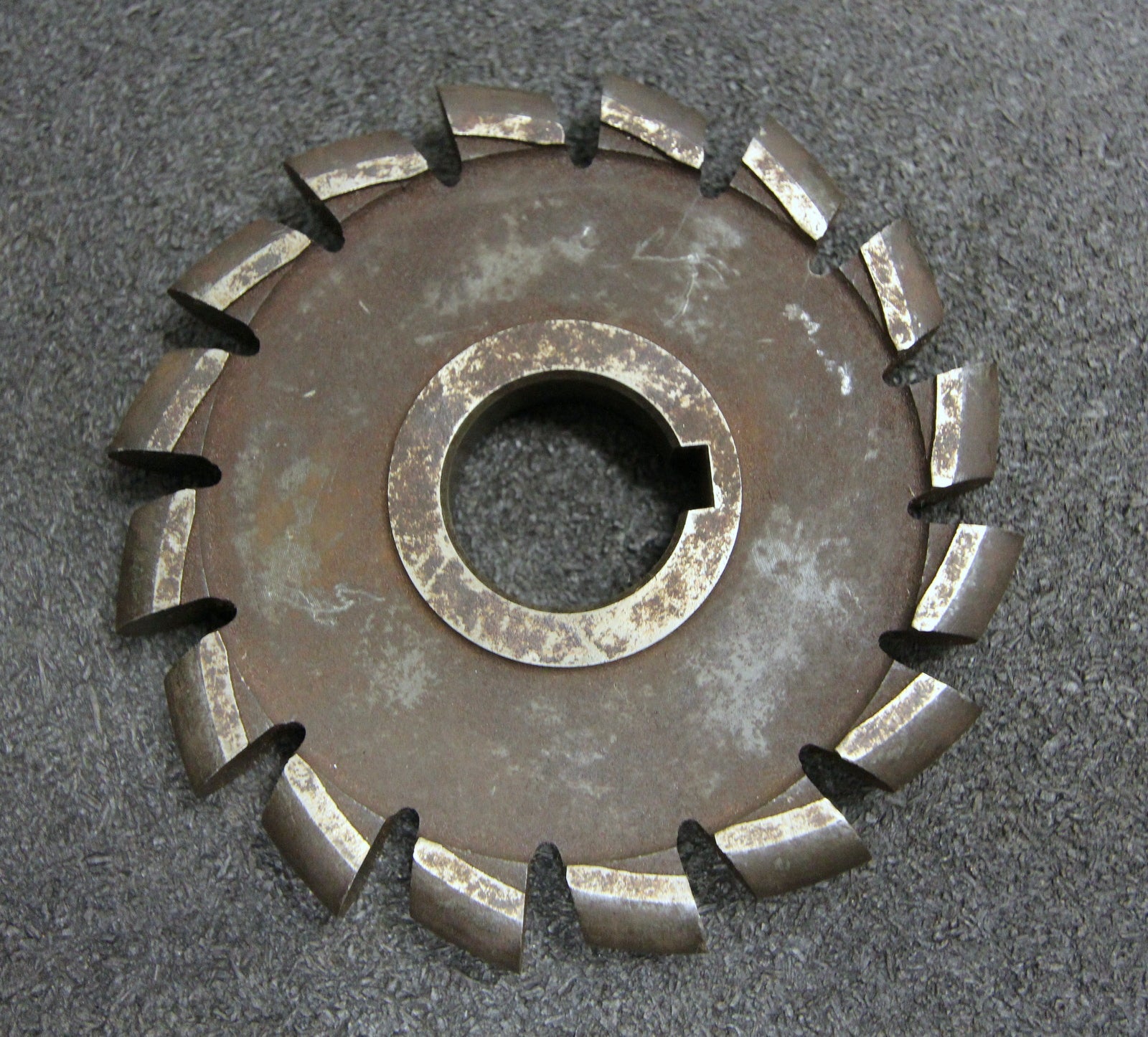 Bild des Artikels Halbrund-Formfräser-konvex-Radiusfräser-Radius-7mm-108x14x27mm-Spannuten:-16