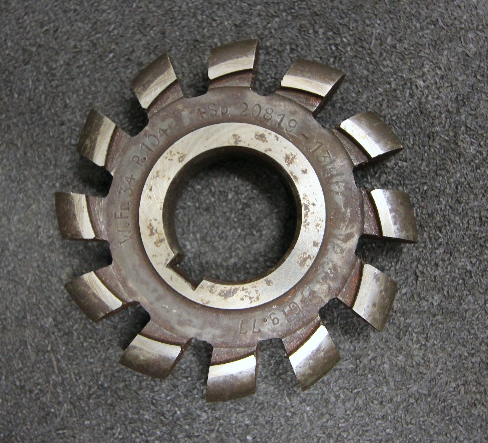 Bild des Artikels Halbrund-Formfräser-konvex-Radiusfräser-Radius-8mm-93x16x32mm-Spannuten:-12