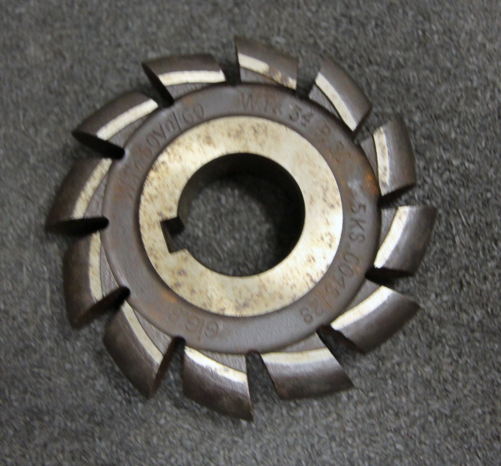 Bild des Artikels Halbrund-Formfräser-konvex-Radiusfräser-Radius-9mm-90x18x27mm-Spannuten:-12