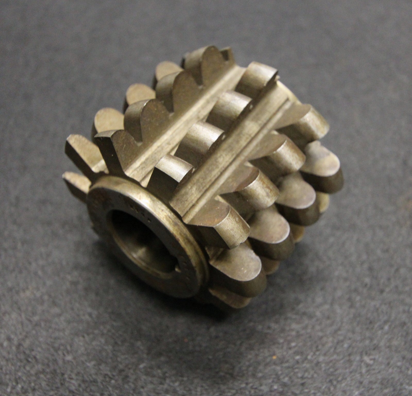 Bild des Artikels GPS-Rollkettenrad-Wälzfräser-roller-chain-hob-Teilung-15,9mm-RollenØ-10,2mm