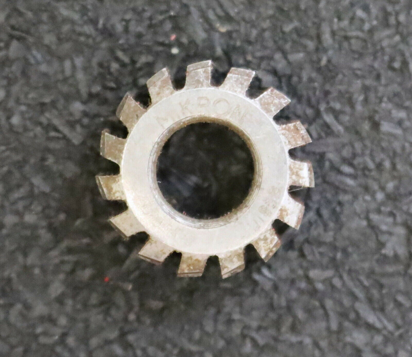 MIKRON Vollstahl-Wälzfräser No. 63986 m= 0,246 ho= 0,55 D3,97 Z14 - Ø18x7xØ8mm