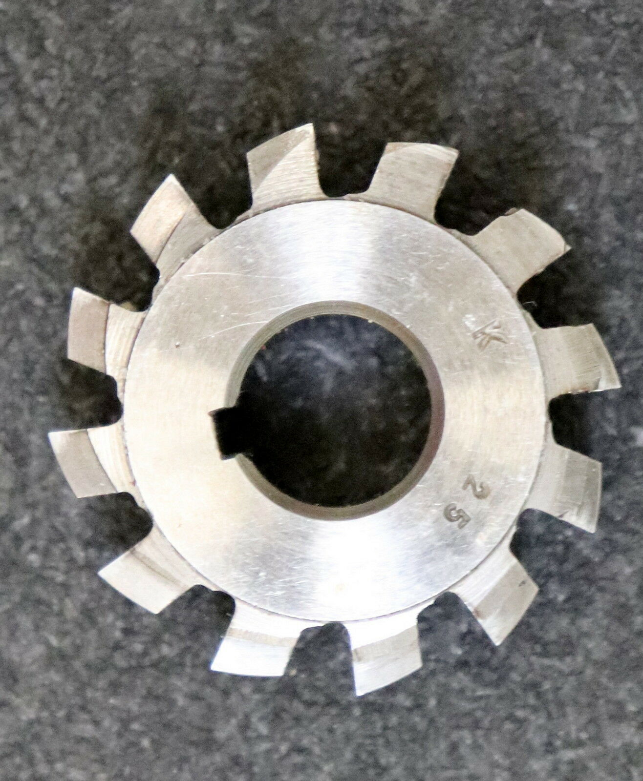 KÖPFER Wälzfräser m= 1,25mm EGW 20° 1-gg. LINKS HSS mit Anschnitt 12 Spannuten gebra