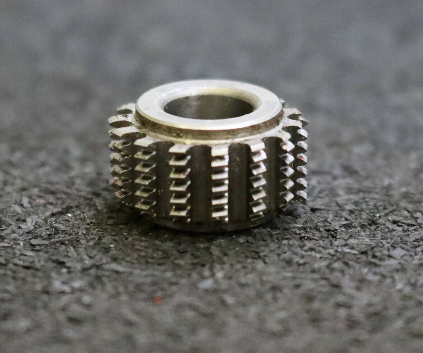 MIKRON Vollstahl-Wälzfräser No. 81697 m= 0,309 ho= 0,92 D4,23 Z10 Ø18x10xØ8mm