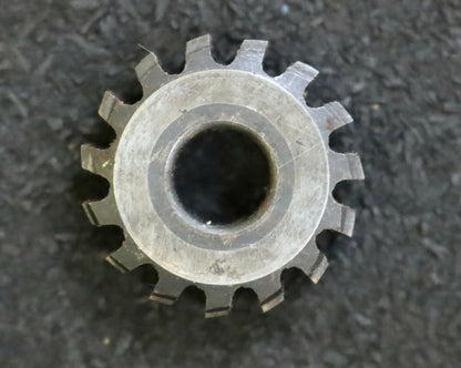 MIKRON Wälzfräser No. 31714 - Ø24x8xØ8mm 1gg. Rechts 15 Spanuten