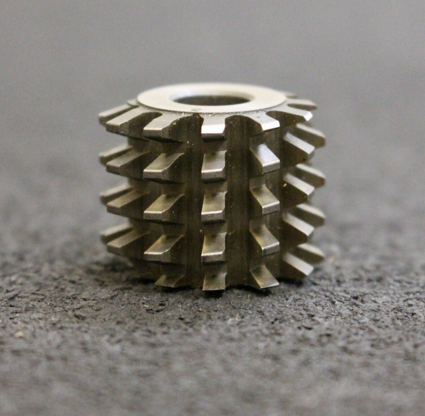 KÖPFER Vollstahl-Wälzfräser m= 1,35mm 20° EGW 1gg. rechts 12 Spannuten