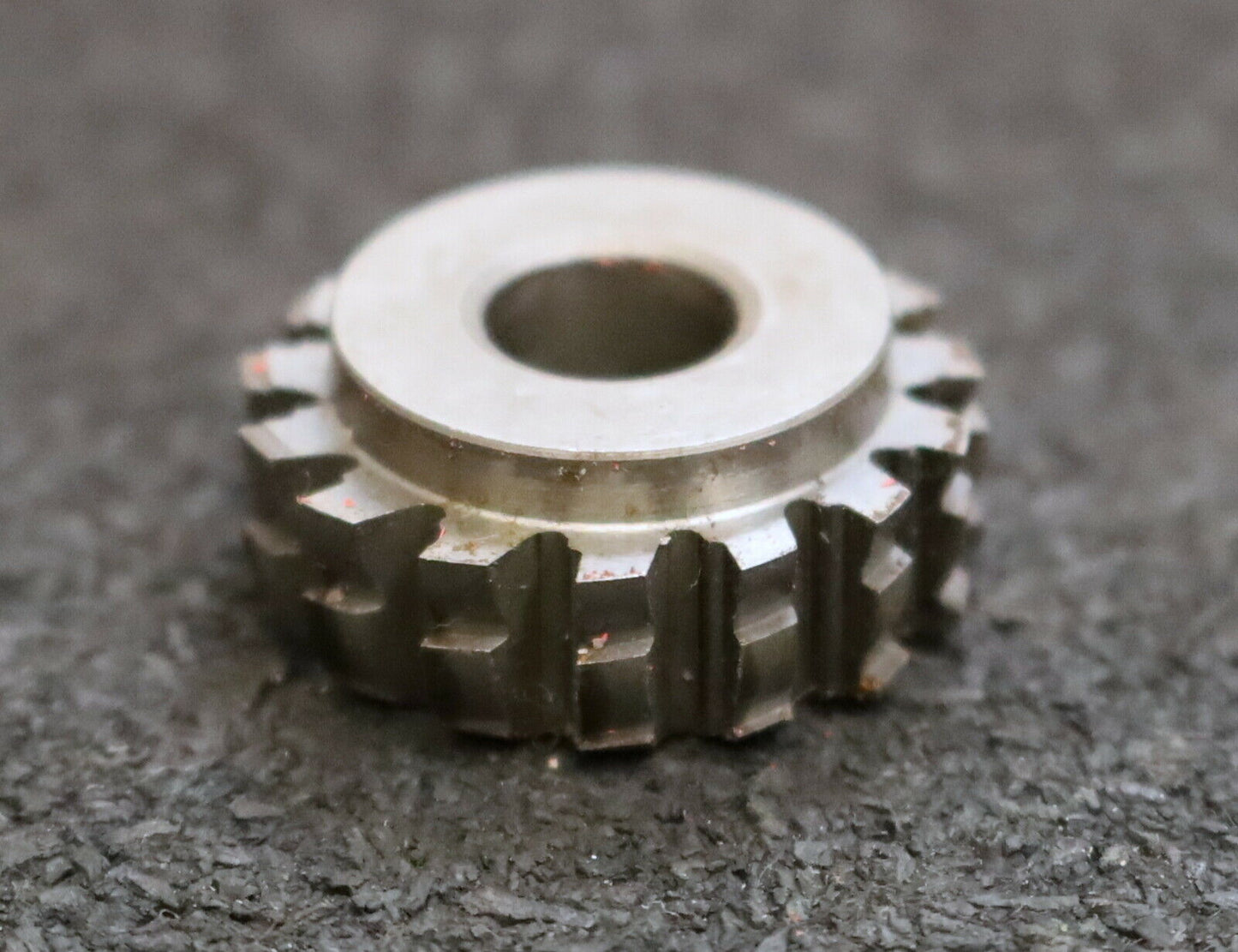 MIKRON Einstell-Wälzfräser für Sperrräder No. 58677 Abmessungen Ø23,6x10xØ8mm