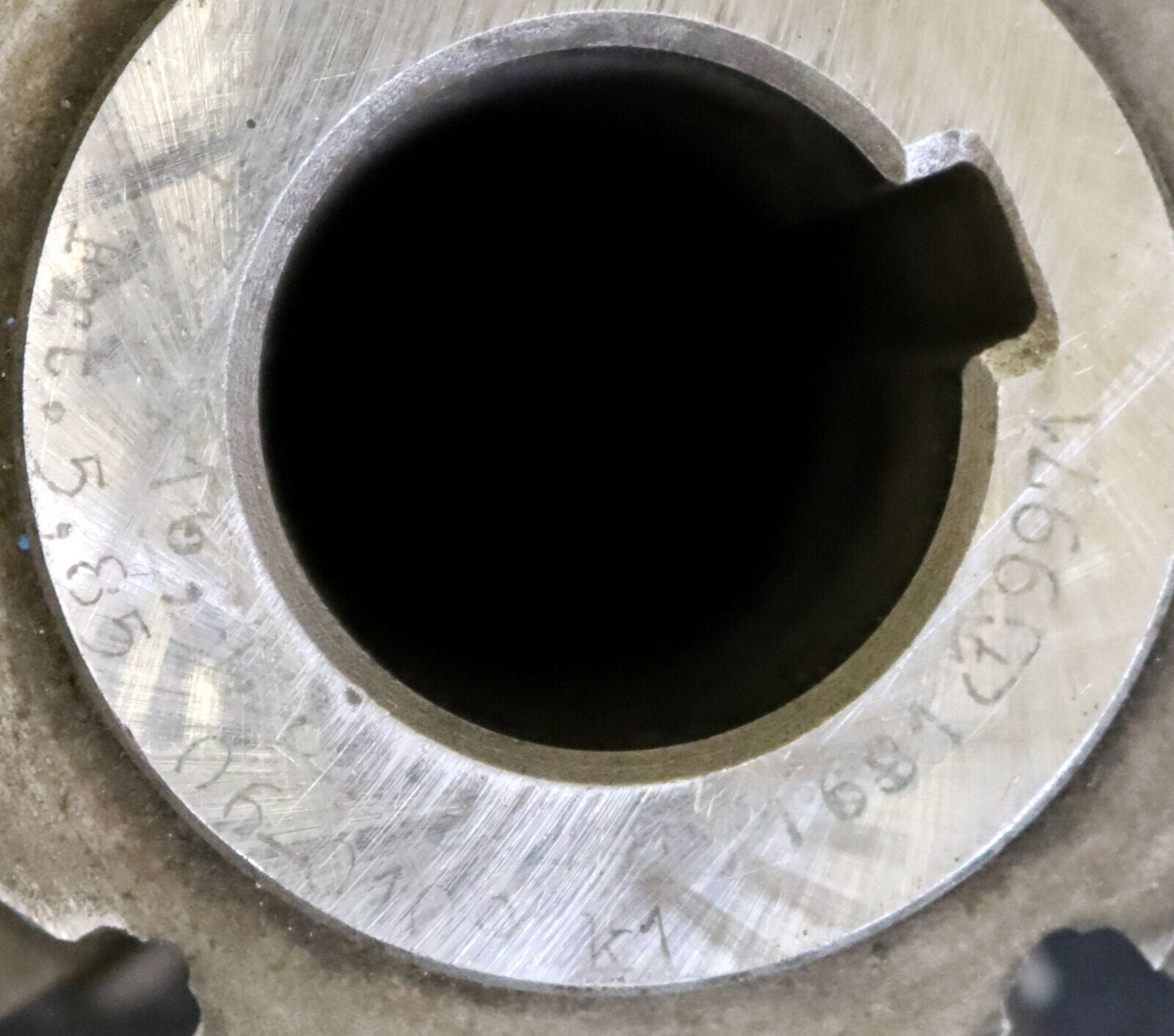 PWS Keilwellen-Wälzfräser 6 Keile 68,4 x 77,5 x 16,4 mit Höcker - Ø90x90xØ32mm