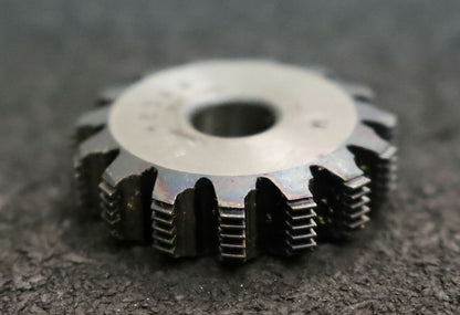 MIKRON Wälzfräser No. 42388 - Ø32x8xØ8mm 1gg. Rechts 15 Spanuten