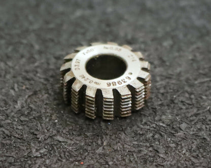 MIKRON Vollstahl-Wälzfräser No. 63986 m= 0,246 ho= 0,55 D3,97 Z14 - Ø18x7xØ8mm