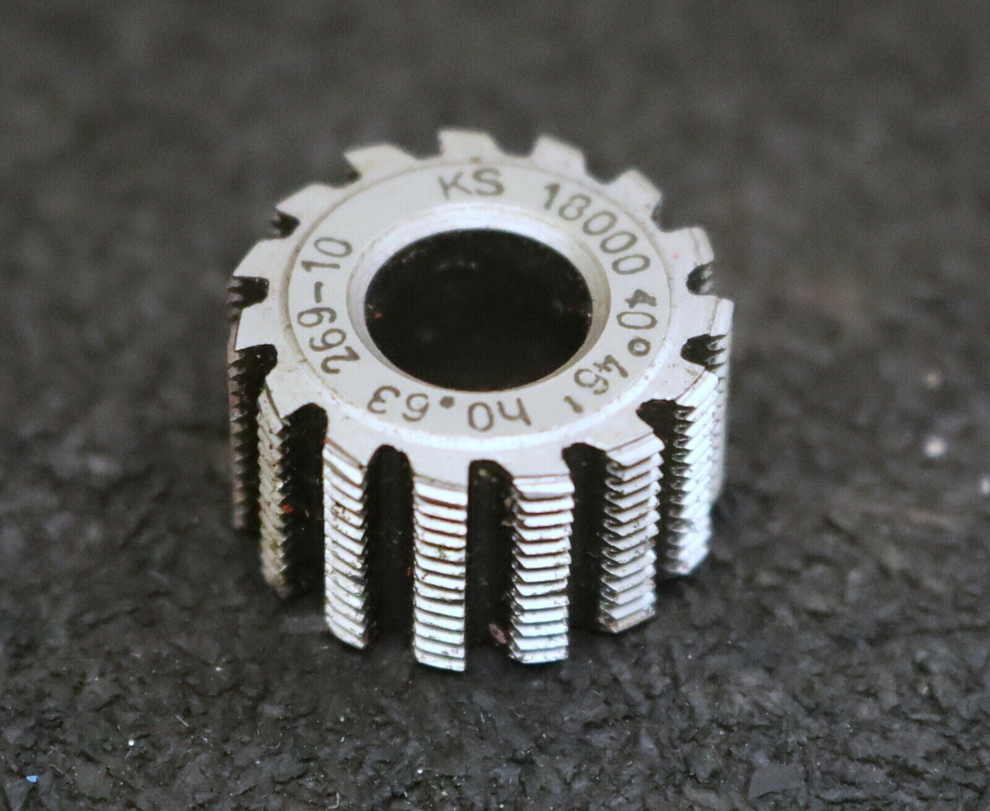 SCHNYDER Wälzfräser No. 18000 269-10 h0= 0,63 - Ø18x 10xØ8mm 1gg. Rechts