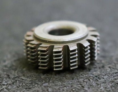 MIKRON Vollstahl-Wälzfräser No. 65829 m= 0,376 ho= 1,123 Abmessungen Ø24x10xØ8mm