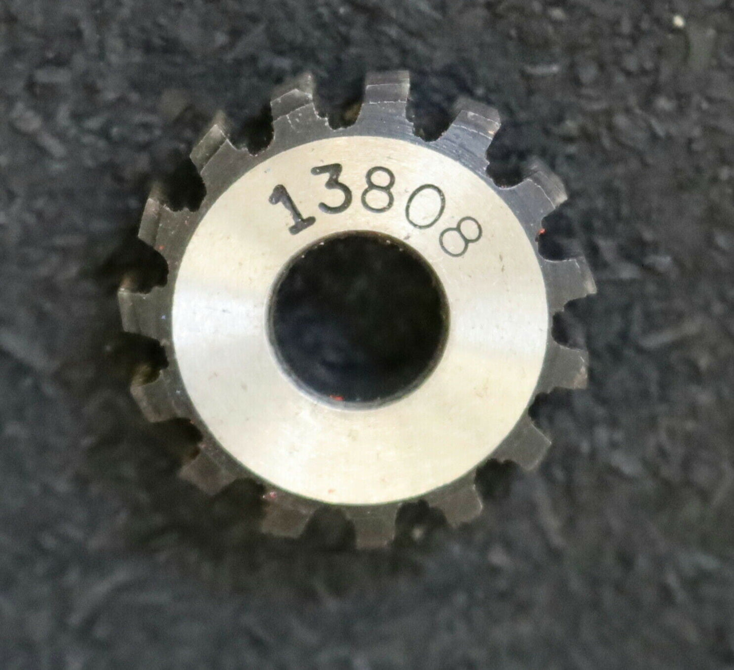 MIKRON Wälzfräser No. 13808 - Ø23x7xØ8mm 1gg. Rechts 15 Spanuten