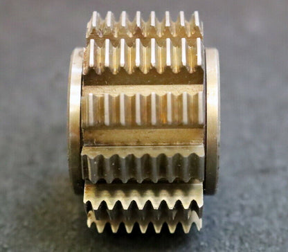 PWS Keilwellen-Wälzfräser 4 Keile 13a6x17a11x4h9 mit Höcker 50x32x22mm