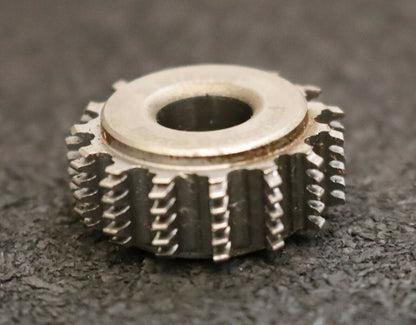 MIKRON Vollstahl-Wälzfräser No. 31936 m= 0,44 ho= 1,30 D25,78 Z56 - Ø24x10xØ8mm