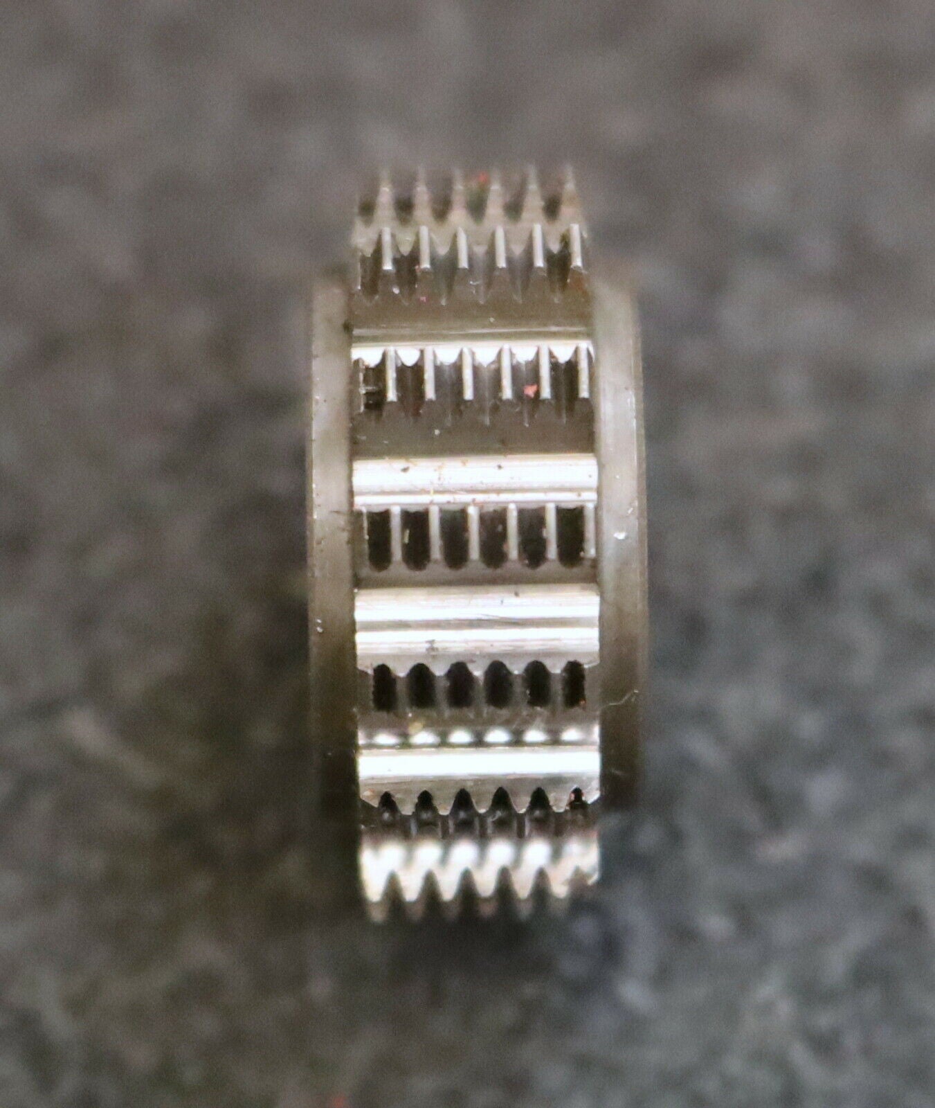 MIKRON Vollstahl-Wälzfräser No. 64327 m= 0,376 ho= 1,067 Abmessungen Ø24x10xØ8mm