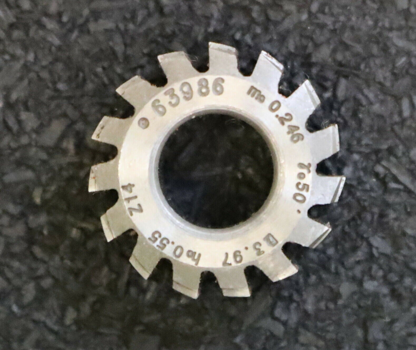 MIKRON Vollstahl-Wälzfräser No. 63986 m= 0,246 ho= 0,55 Abmessungen Ø18x7xØ8mm