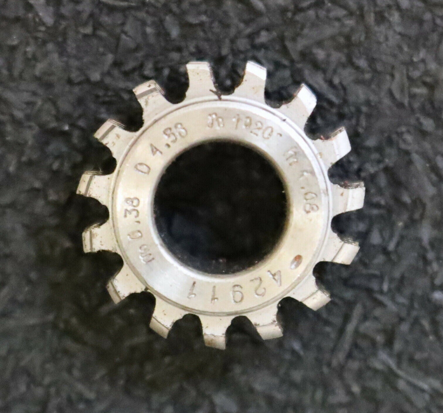 MIKRON Vollstahl-Wälzfräser No. 42911 m= 0,38 ho= 1,08 Abmessungen Ø18x7xØ8mm