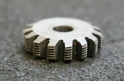 MIKRON Wälzfräser No. 63182 - Ø31x8xØ8mm 1gg. Rechts 15 Spanuten