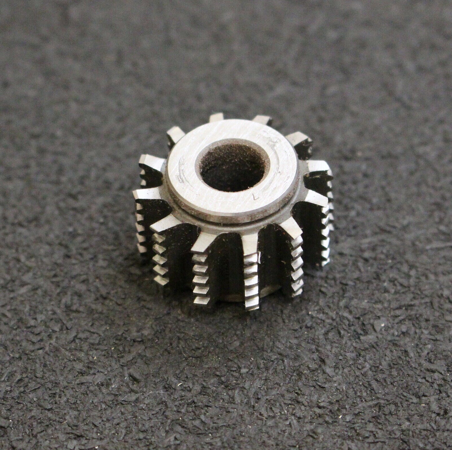 KÖPFER Zahnriemenrad-Wälzfräser T2,0 24x16x8mm 12 Spannuten 1-gg. R. - Z= 21-45