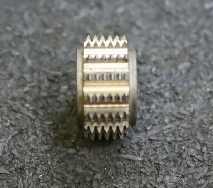 MIKRON Vollstahl-Wälzfräser No. 42911 m= 0,38 ho= 1,08 D4,56 Z10 - Ø18x10xØ8mm