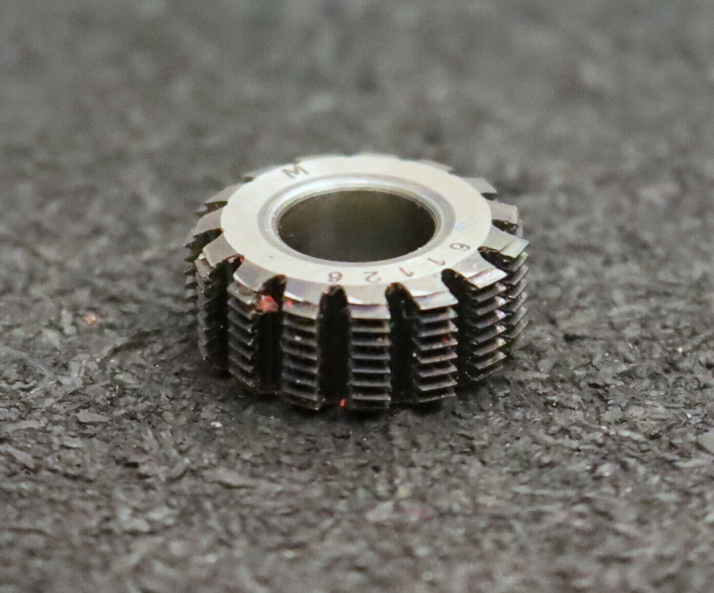 MIKRON Vollstahl-Wälzfräser No. 61126 m= ? ho= ? Abmessungen Ø18x7xØ8mm 1ggR