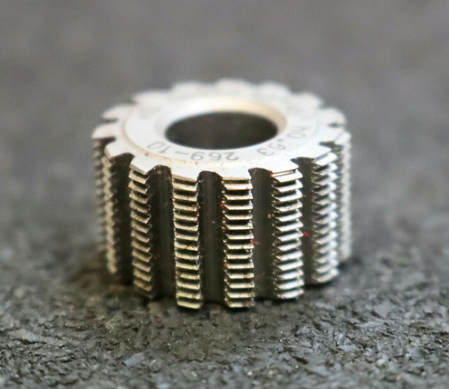 SCHNYDER Wälzfräser No. 18000 269-10 h0= 0,63 - Ø18x 10xØ8mm 1gg. Rechts