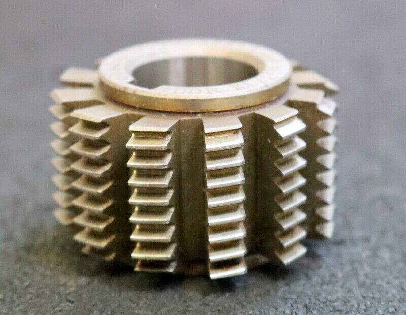 PWS Keilwellen-Wälzfräser 4 Keile 13a6x17a11x4h9 mit Höcker 50x32x22mm