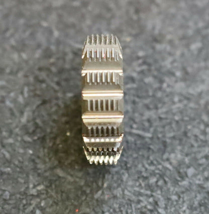 MIKRON Zykloid-Wälzfräser No. 30479 - Ø24x7xØ8mm 1gg. Rechts 15 Spanuten