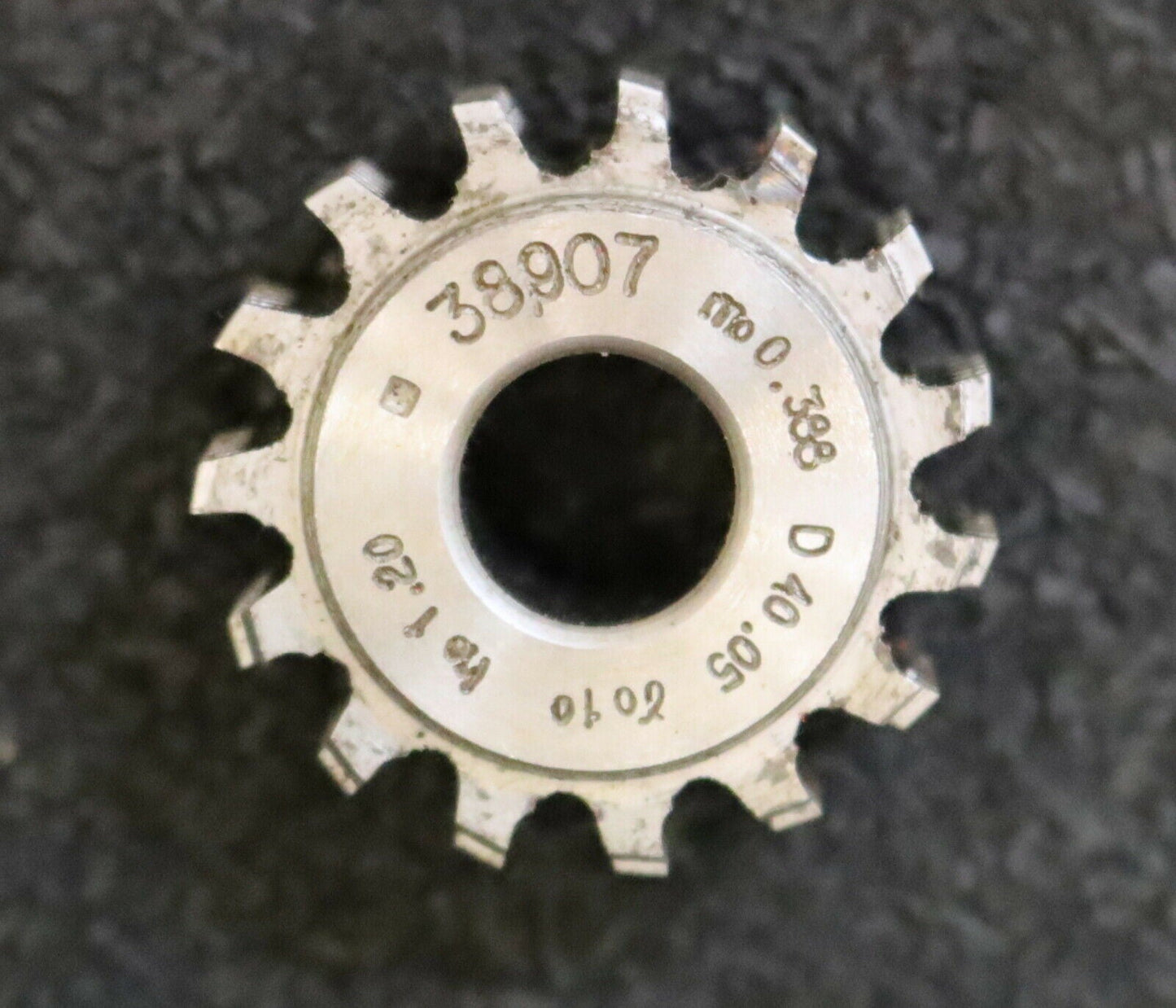MIKRON Vollstahl-Wälzfräser No. 38907 m= 0,388 ho= 1,2 Abmessungen Ø24x10xØ8mm