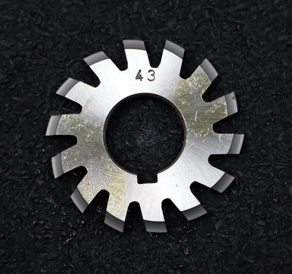 Bild des Artikels PWS-Zahnformfräser-m=-0,7-20°-EGW-No.-6-für-35x54-Zähne-14-Spannuten-40x3x16mm