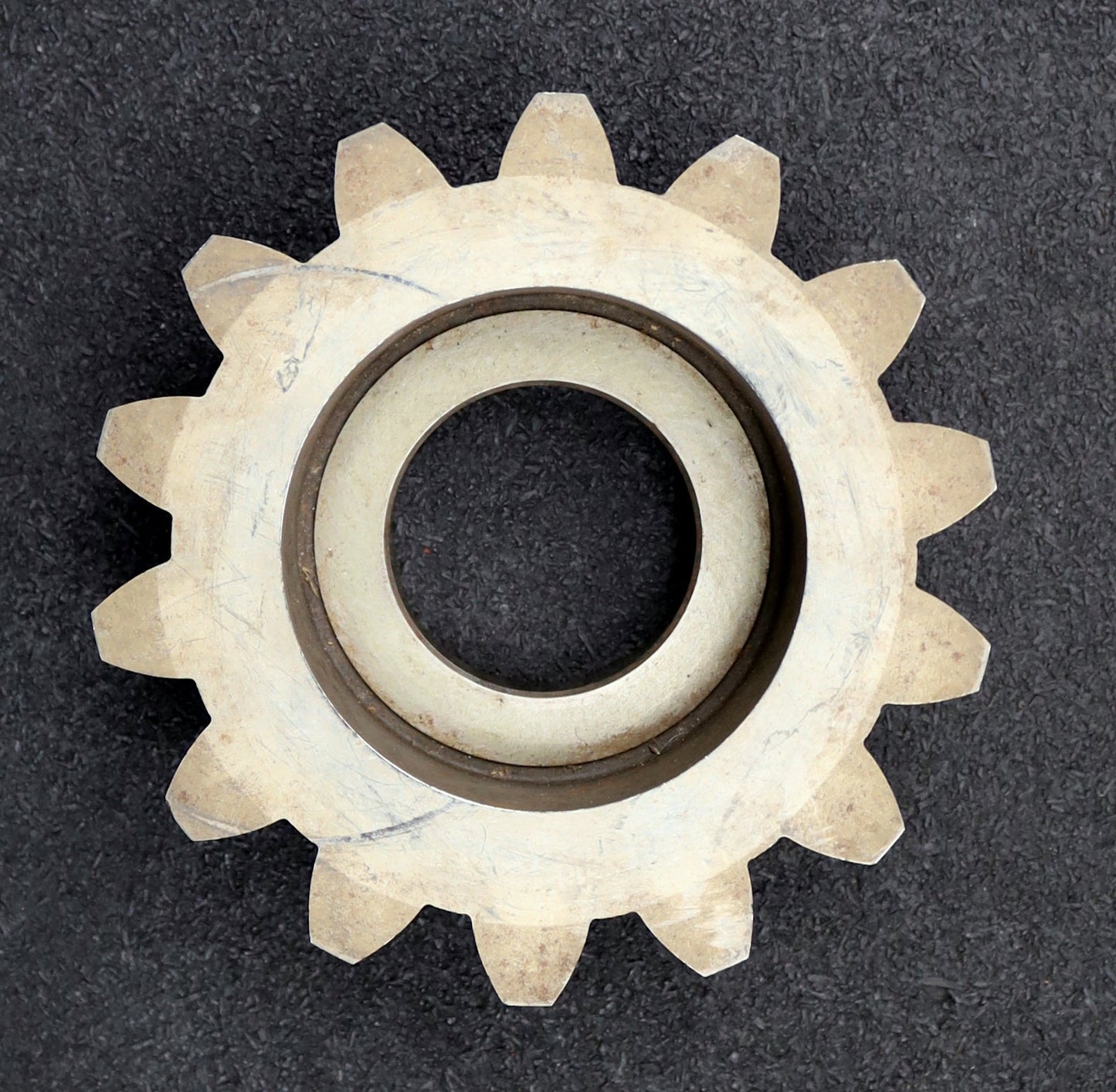 Bild des Artikels PWS-Glockenschneidrad-für-Zahnwellen-DIN5480-m=8mm-EGW-30°-Z=14-Ø122x39xØ1-3/4"