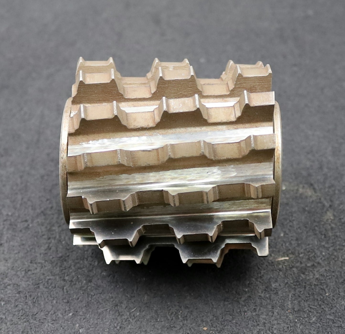 Bild des Artikels PWS-Keilwellen-Wälzfräser-spline-hob-10-Keile-92,74x101,5x14,4mm-mit-Höcker