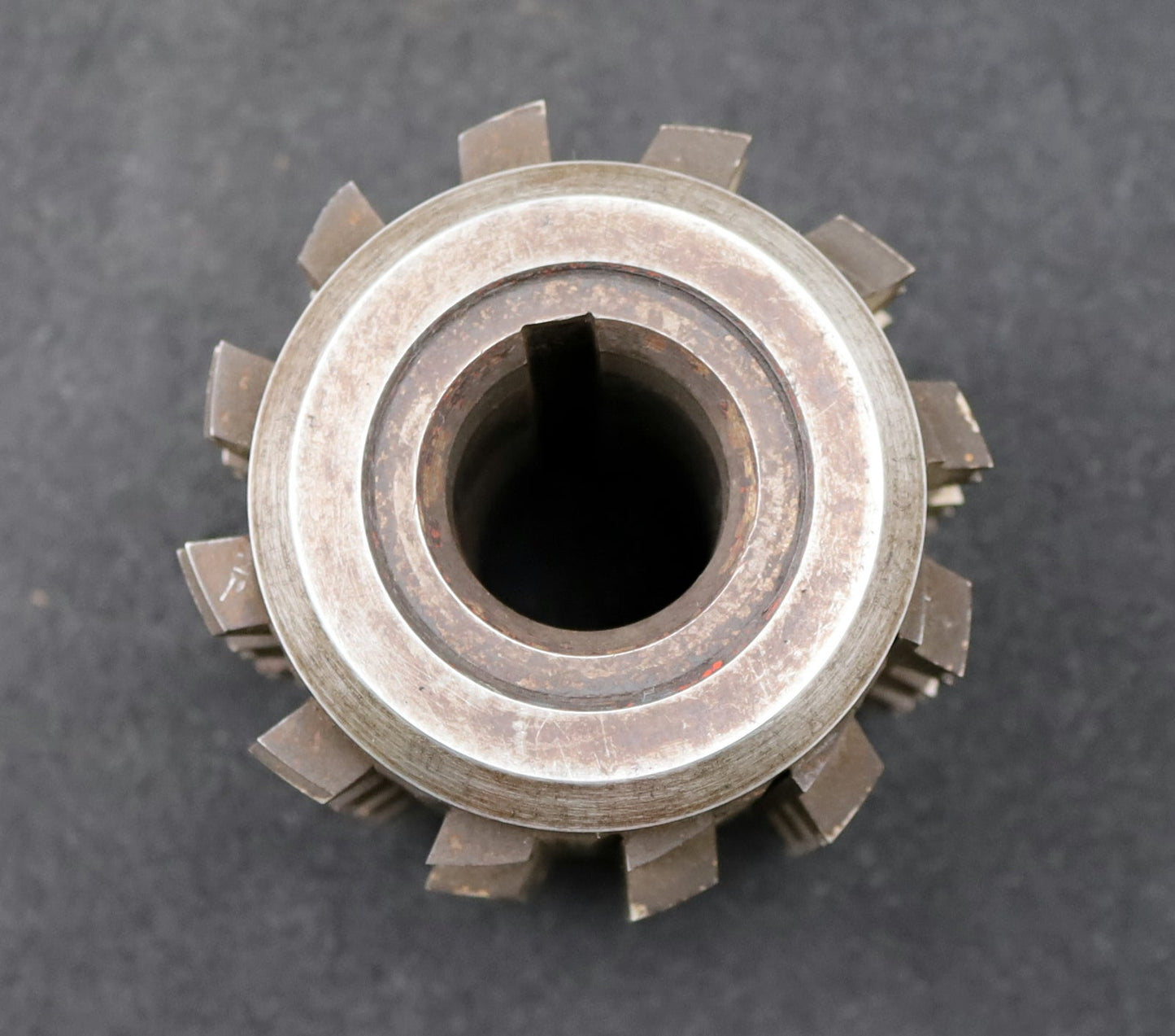 Bild des Artikels Saazor-Keilwellen-Wälzfräser-spline-hob-10-Keile-82,4x92a11x12,4mm-mit-Höcker